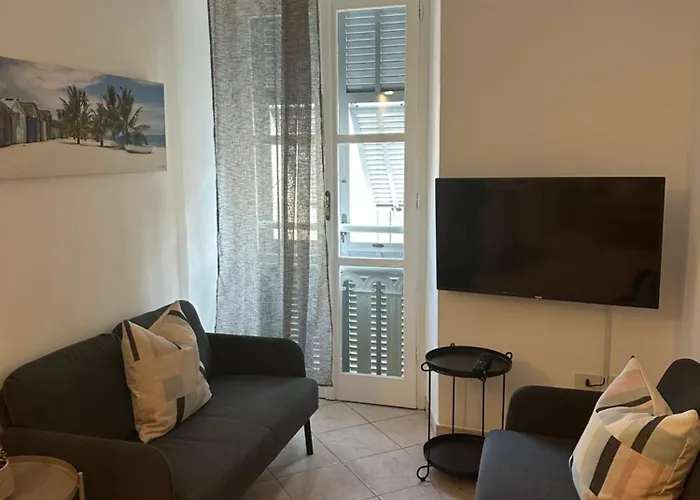 Appartamento Casa Ariston - 10 Passi Dal Teatro *